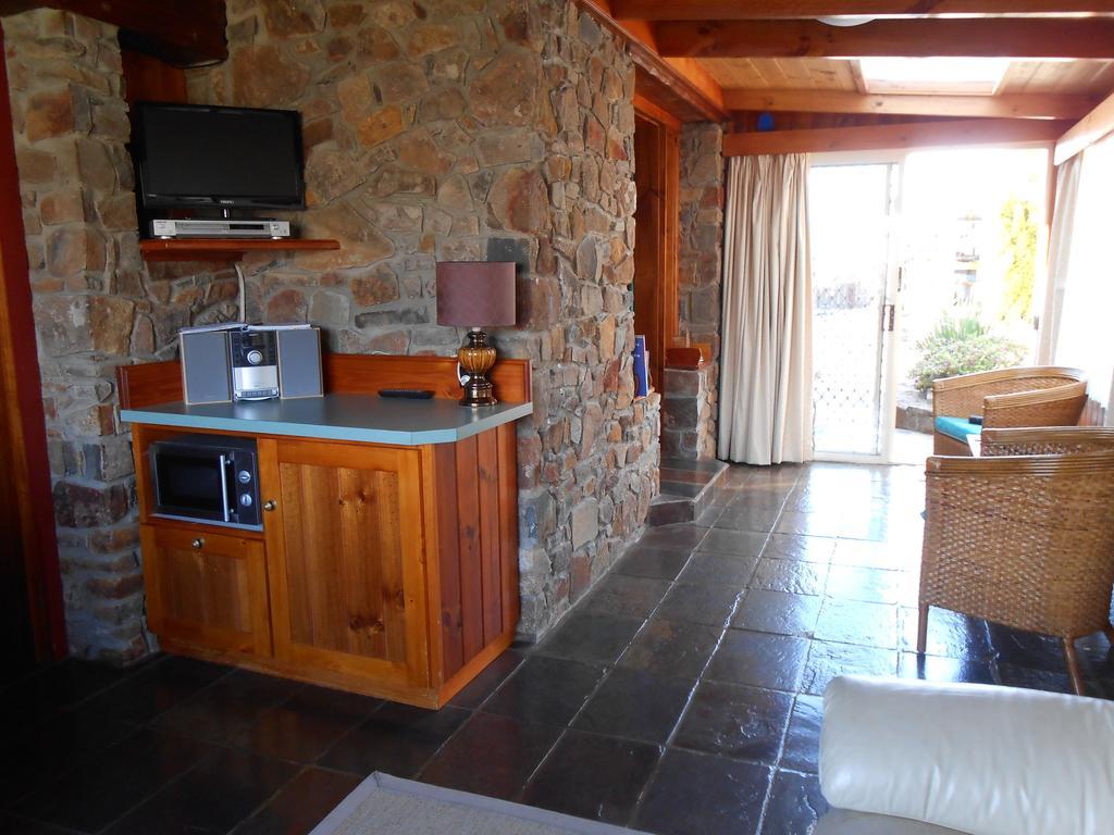 The Penguin Room - Tidelines Of Bicheno Exterior foto